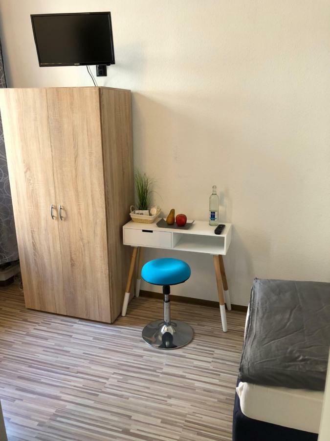 Downtown City - Privaterooms Fürth Exteriör bild